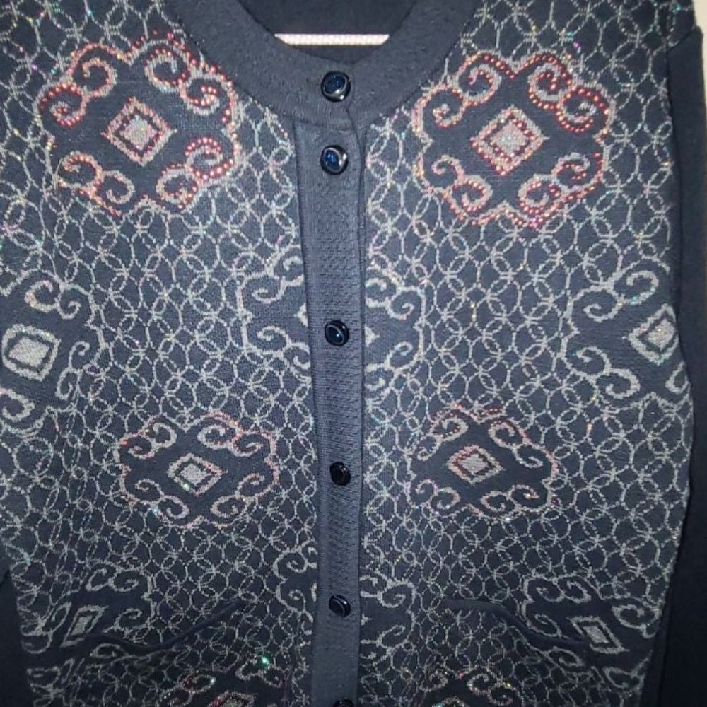 Sweater - Picture 3 of 4